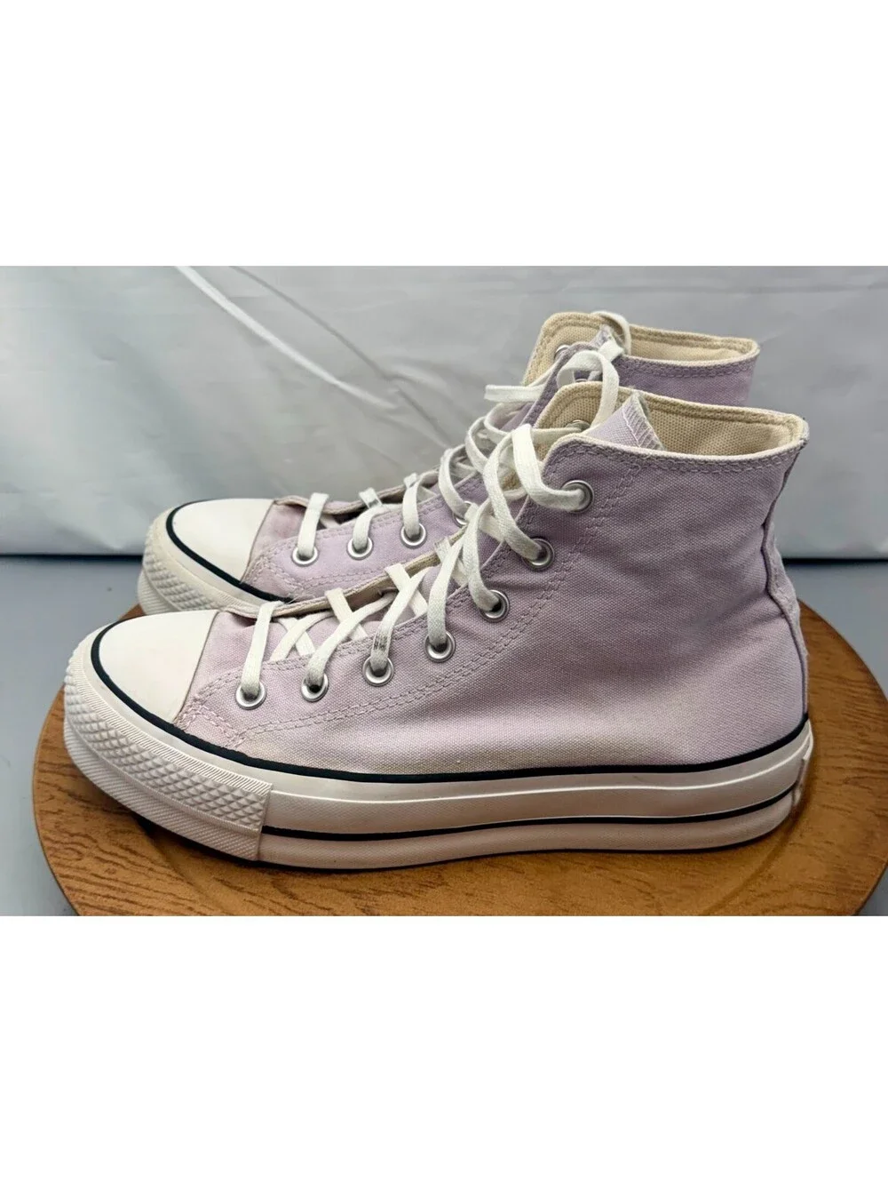 CONVERSE CHUCK TAYLOR ALL STAR HI PLATFORM SNEAKER PALE AMETHYST SIZE 9 AMAZING